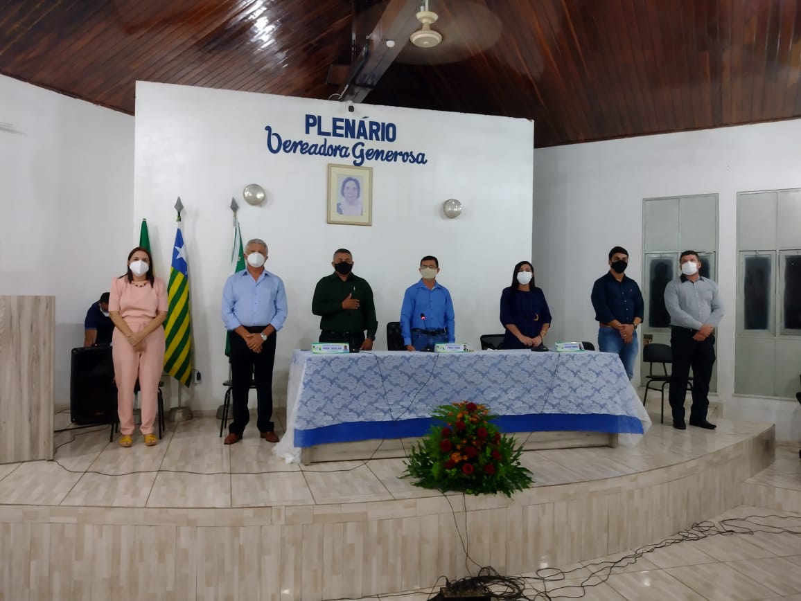 SESSÃO SOLENE PARA DENOMINAÇÃO DO PRÉDIO DA CÂMARA MUNICIPAL EM HOMENAGEM AO EX-VEREADOR ANTONIO SOARES DE SOUSA (TONINHO)